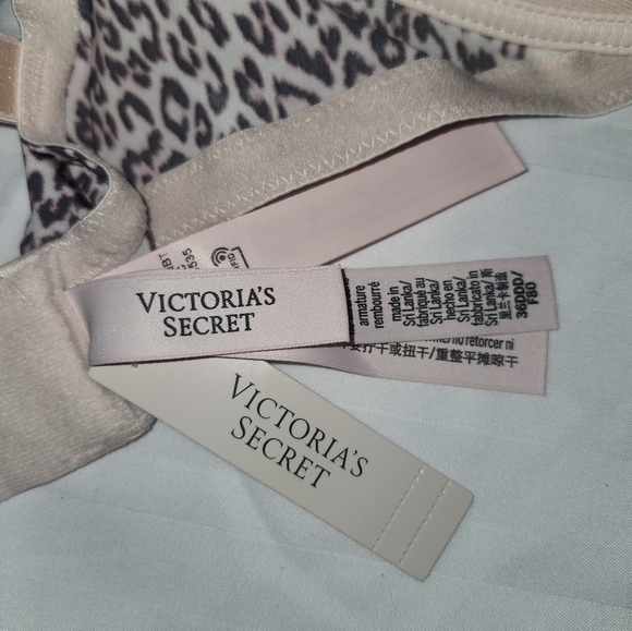 SOLD - Picture 4 of 6